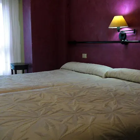 Hotel Lena Pola de Lena